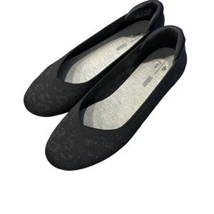 Clark’s cloud-steppers black flats animal print women’s size 9